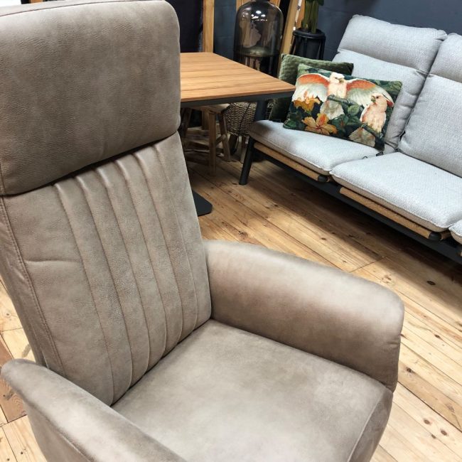 Relaxfauteuil 7057 | Hjort Knudsen | Deens design | Wiegers XL