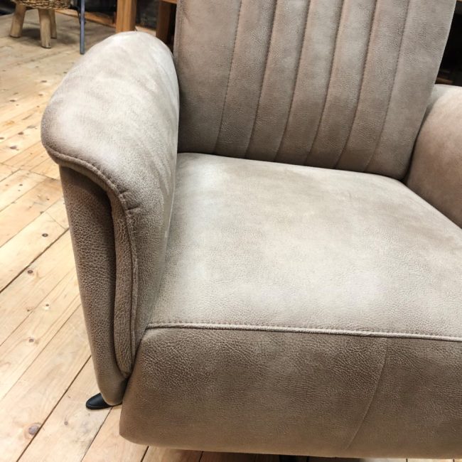 Relaxfauteuil 7057 | Hjort Knudsen | Deens design | Wiegers XL