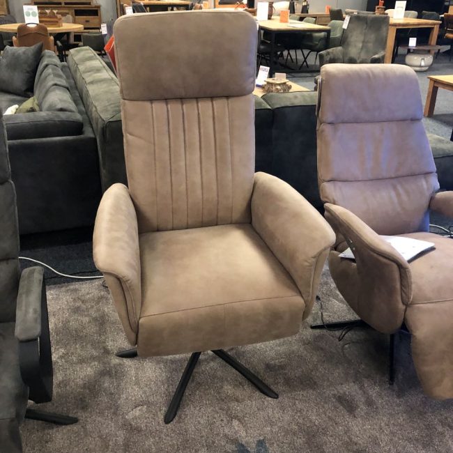 Relaxfauteuil 7057 | Hjort Knudsen | Deens design | Wiegers XL